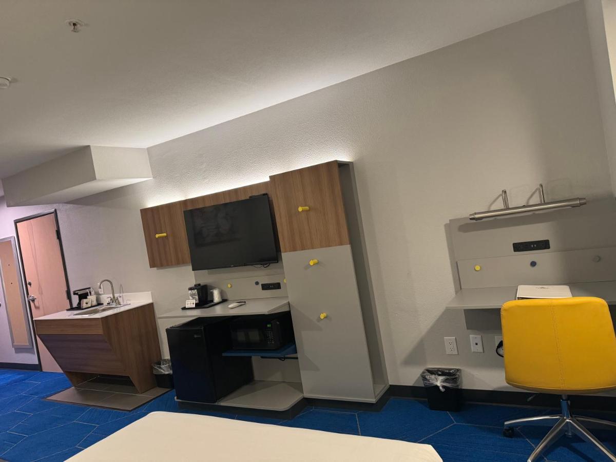 Microtel Inn And Suites Independence Esterno foto