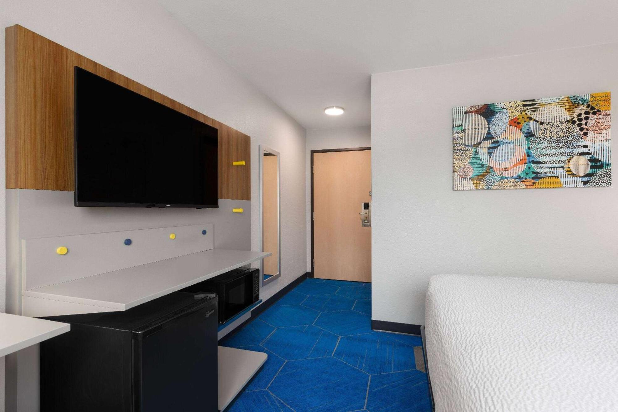 Microtel Inn And Suites Independence Esterno foto